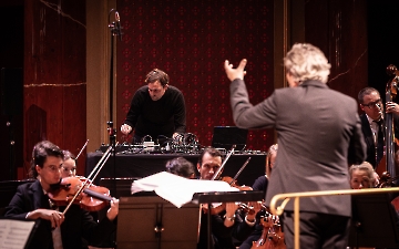 Finite - Orchestre des Nations, Victoria Hall_13